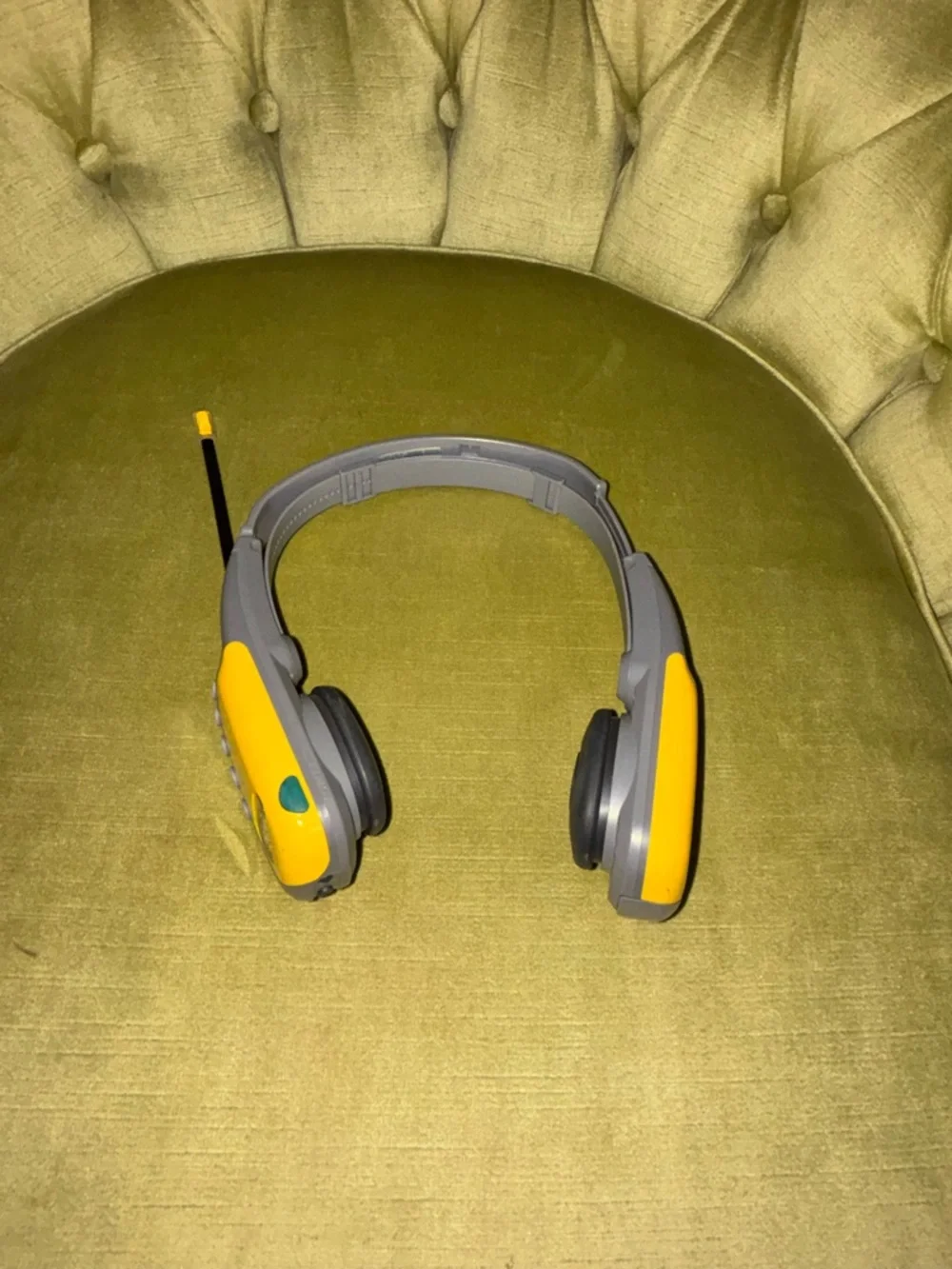 Sony SRF-HM55 Sports Walkman AM/FM Stereo Headphone Radio Vintage Tech PLL Synth